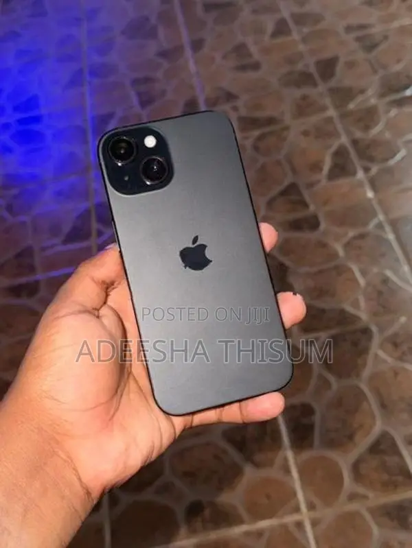 Apple iPhone 15 (Used)