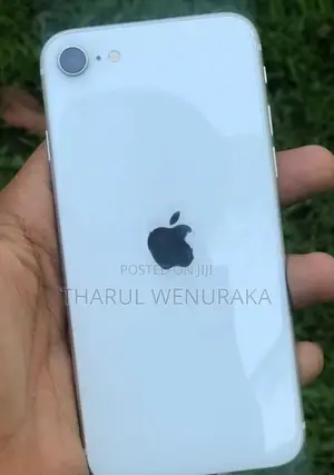Apple iPhone SE 2 (Used)