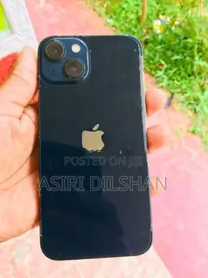 Apple iPhone 13 (Used)