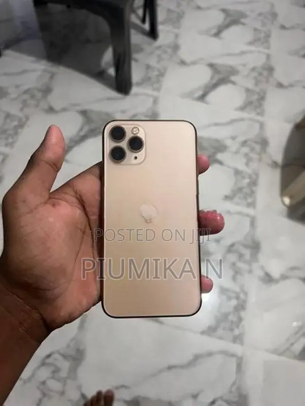 Apple iPhone 11 Pro 256GB (Used)