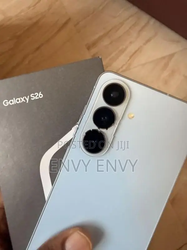 Samsung Galaxy S26 (Used)
