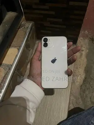 Apple iPhone 11 (Used)