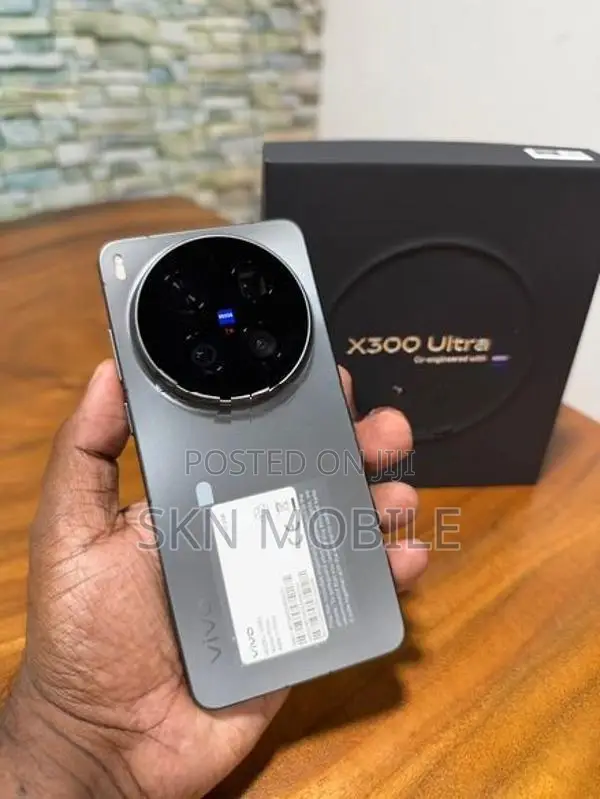 Vivo X300 ultra 16GB512GB (Used)