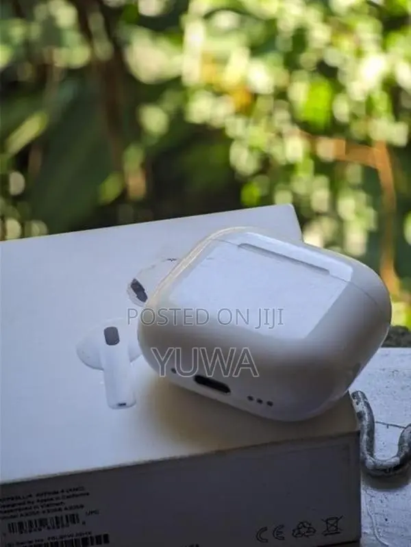 Apple Airpods 4 ANC