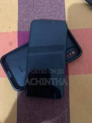 Apple iPhone XS (Used)