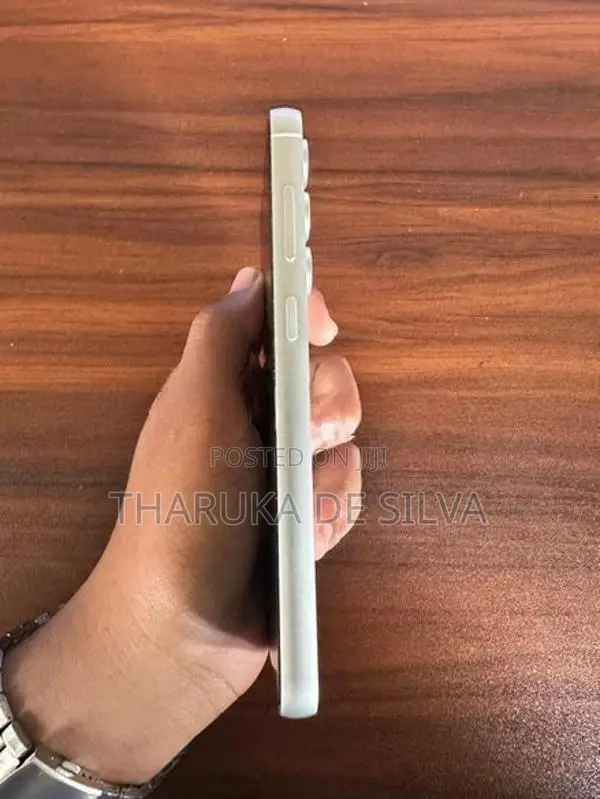 Samsung Galaxy S23 FE (Used)
