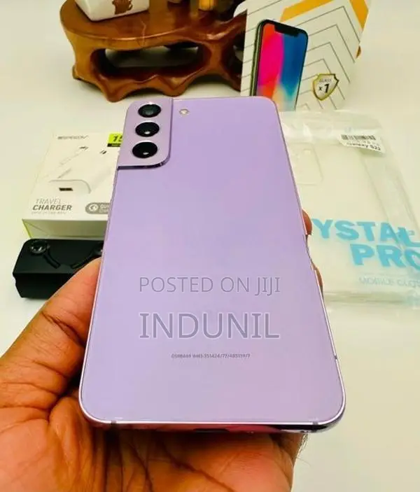 Samsung Galaxy S22 (Used)
