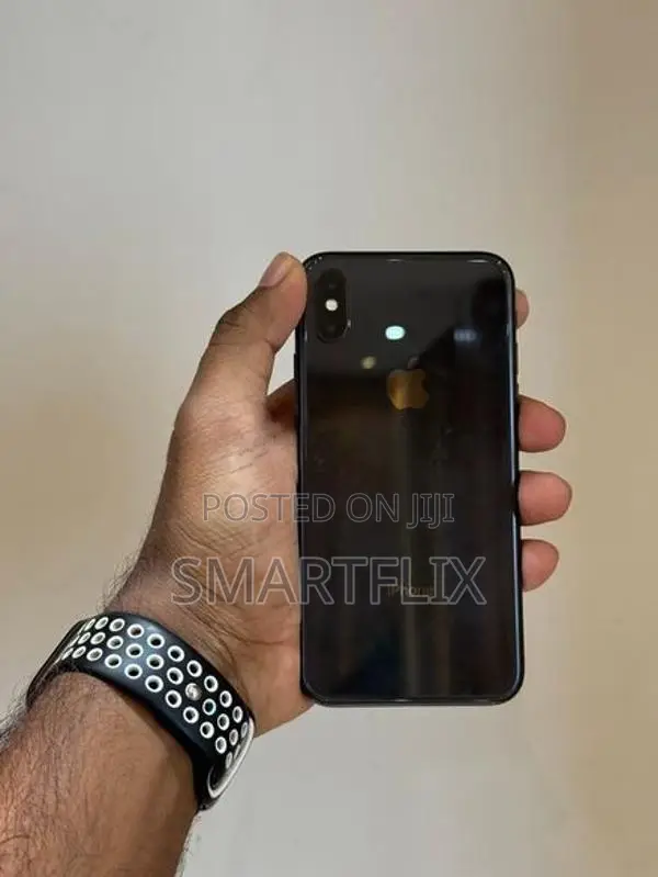 Apple iPhone X (Used)