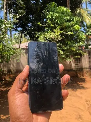 Samsung Galaxy A32 128GB (Used)