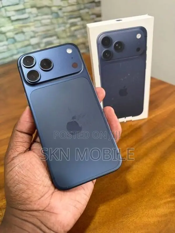 Apple iPhone 17 Pro Max 256GB 96BH (Used)