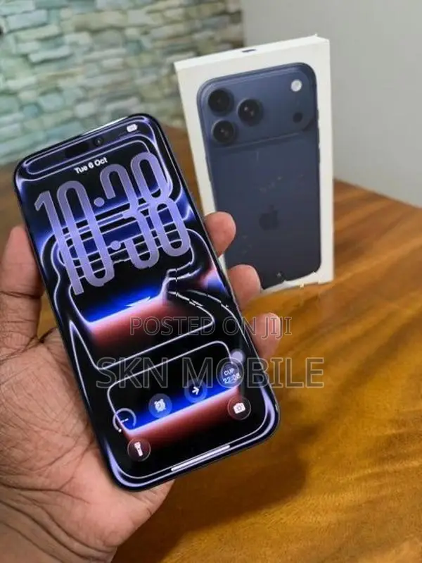 Apple iPhone 17 Pro Max 256GB 96BH (Used)