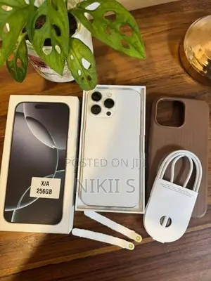 Apple iPhone 16 Pro Max (Used)