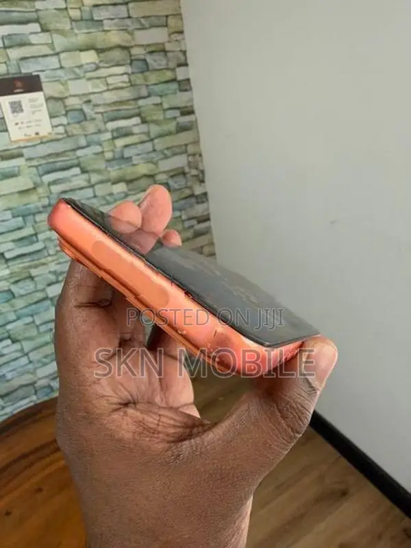 Apple iPhone 17 Pro Max 512GB ESIM (Used)