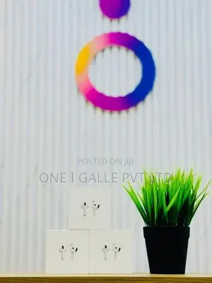 Apple AirPods 4