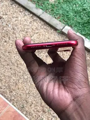 Apple iPhone 11 (Used)