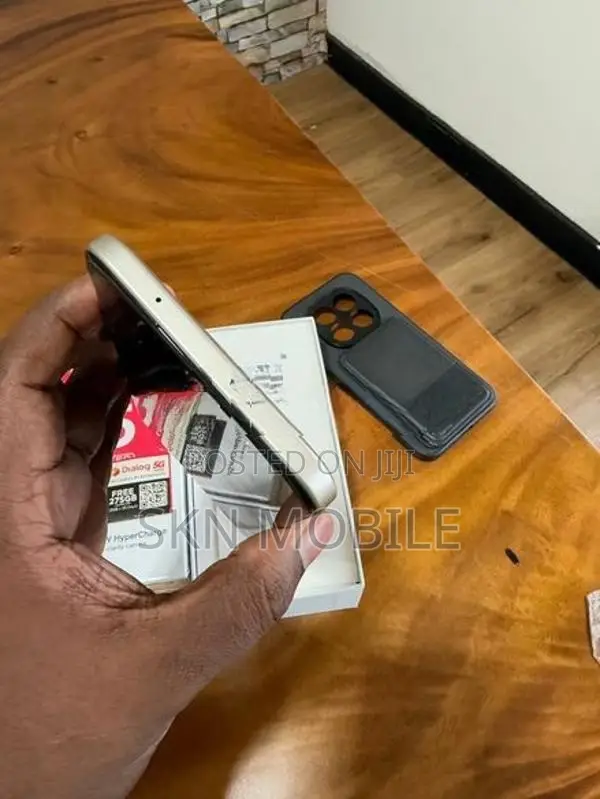 Xiaomi Redmi Note 15 Pro+ 8GB 256GB 5G (Used)