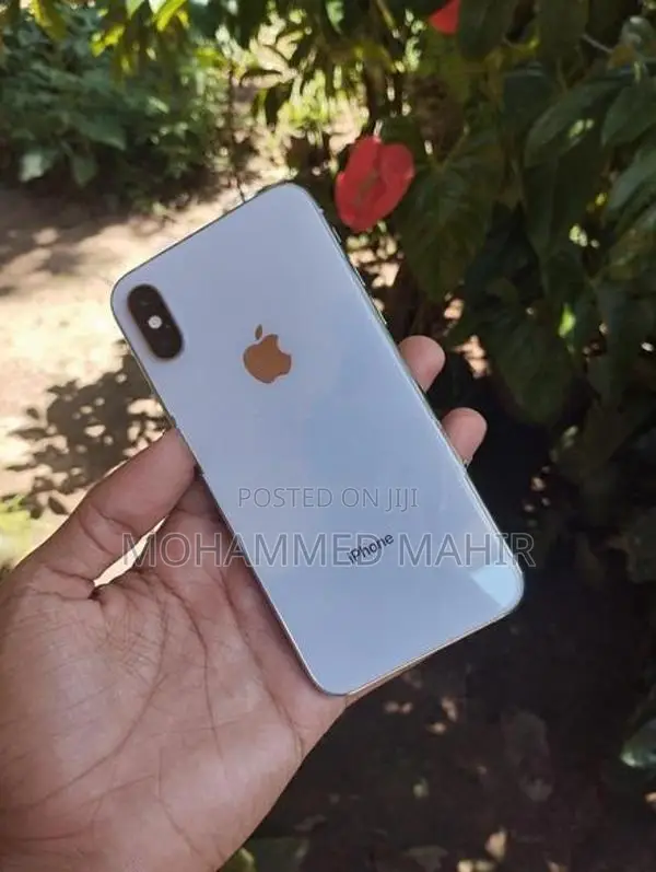 Apple iPhone XS (Used)