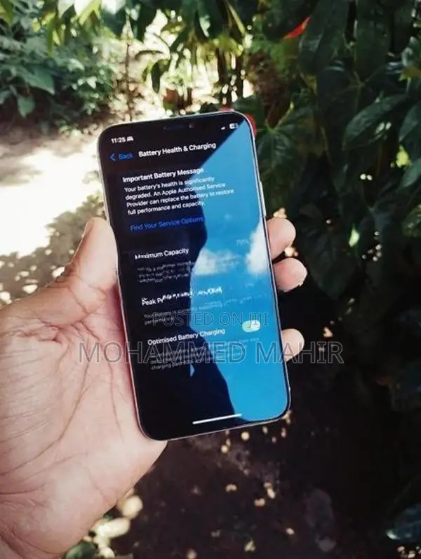 Apple iPhone XS (Used)