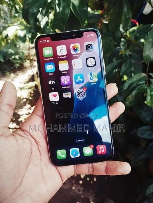 Apple iPhone XS (Used)