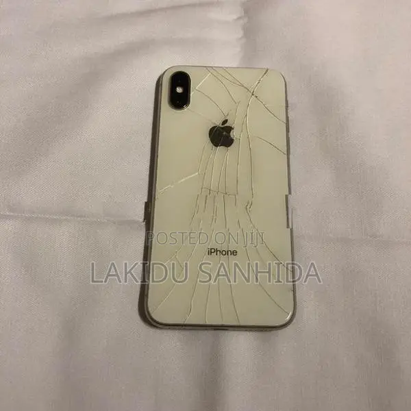 Apple iPhone X (Used)