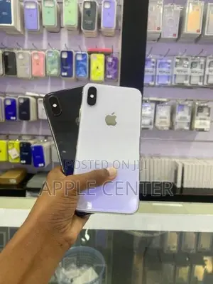 Apple iPhone XS (Used)