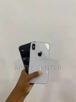 Apple iPhone XS (Used)