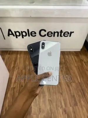Apple iPhone XS (Used)