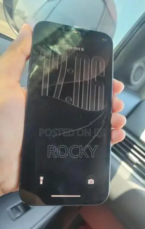 Apple iPhone 12 (Used)