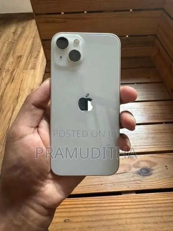 Apple iPhone 13 (Used)