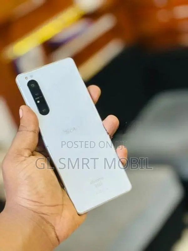 Sony Xperia 1 II (Used)