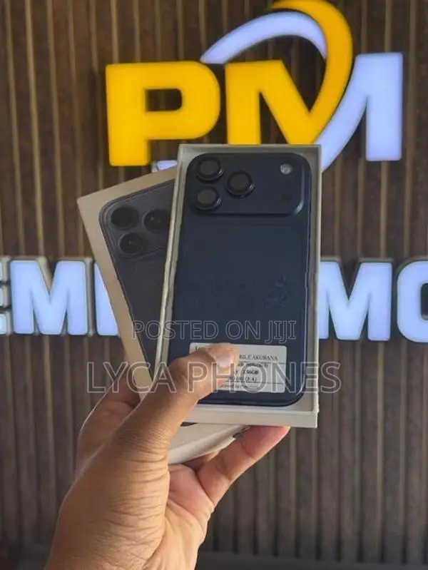 Apple iPhone 17 Pro Max Physical (Used)
