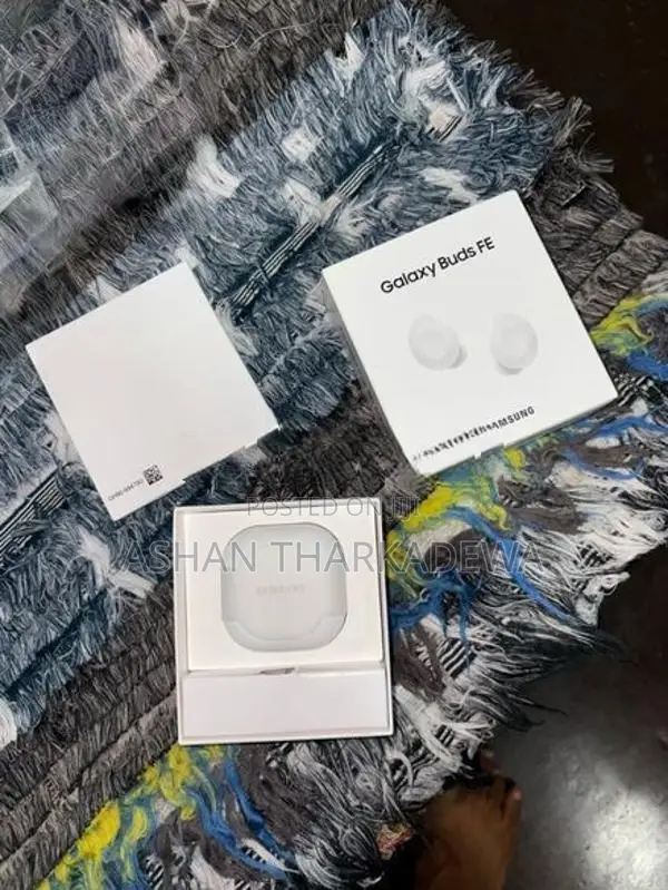 Samsung Buds FE