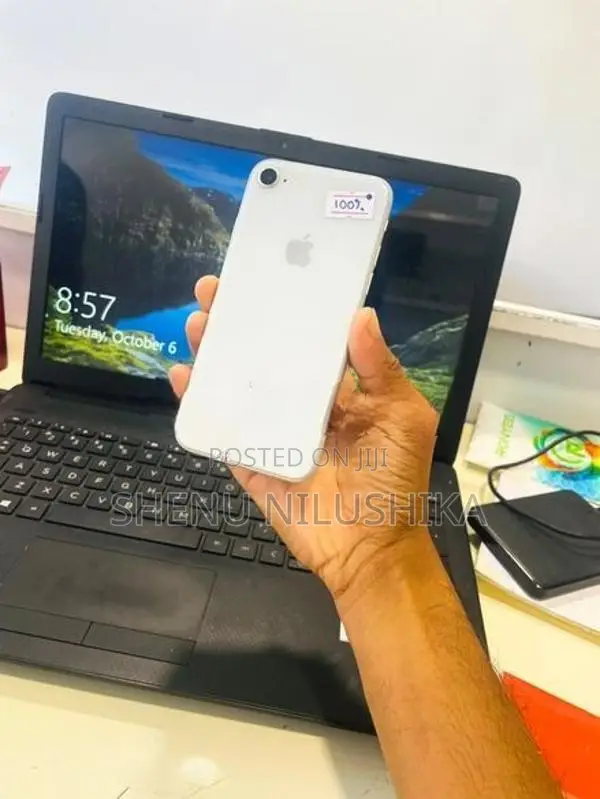 Apple iPhone 8 64GB (Used)