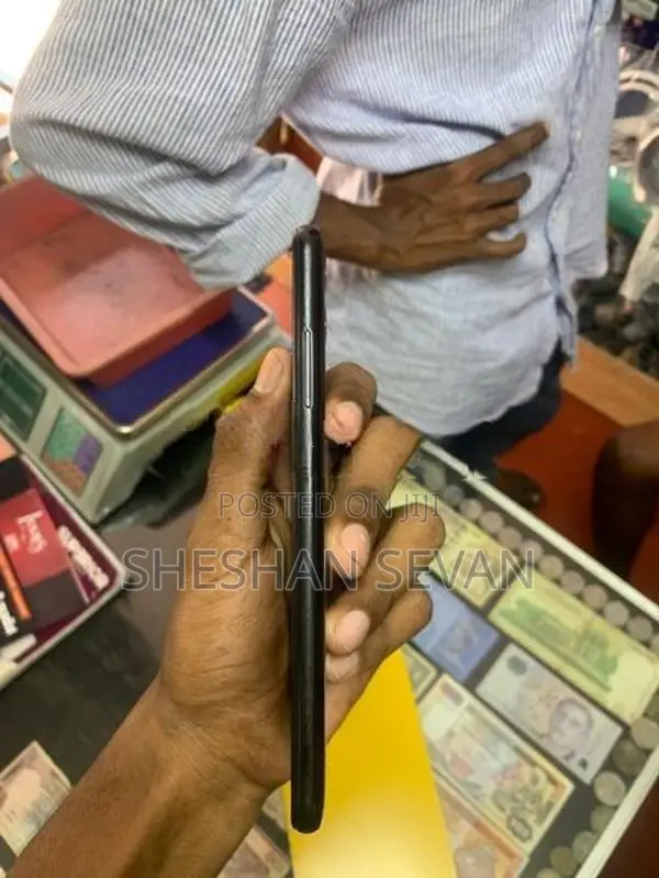 Samsung Galaxy A04e (Used)