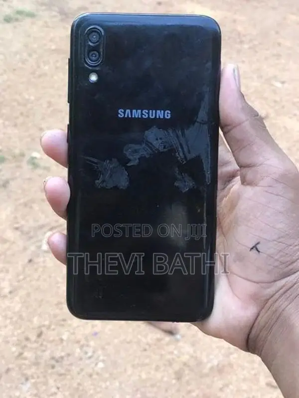 Samsung Galaxy M10 (Used)