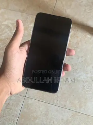 Apple iPhone 11 Pro Max (Used)