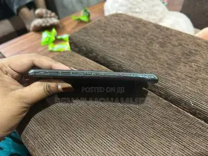 Apple iPhone XS (Used)