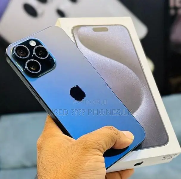 Apple iPhone 15 Pro Max 256GB (Used)