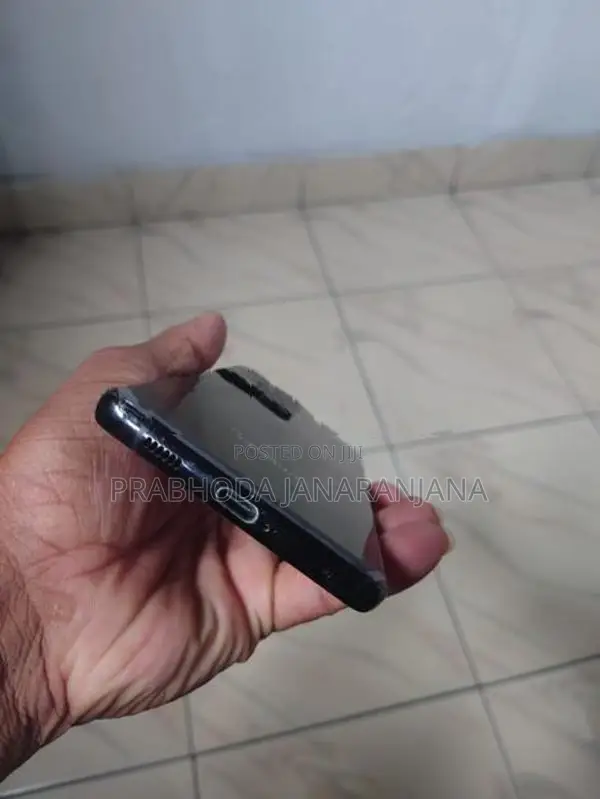 Samsung Galaxy S21 Ultra (Used)