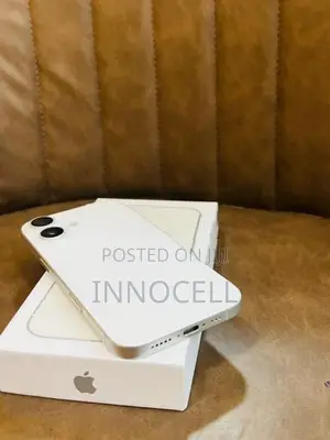 Apple iPhone 17 256GB (Used)