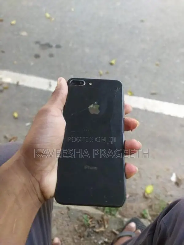 Apple iPhone 8 Plus (Used)