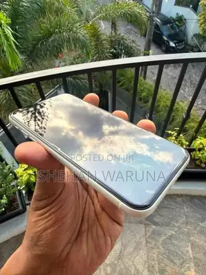 Apple iPhone 11 (Used)