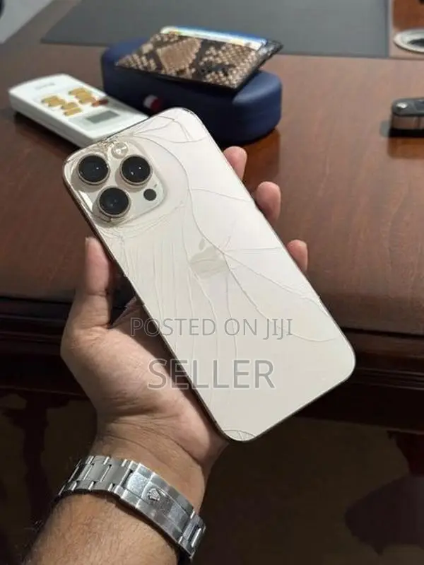 Apple iPhone 16 Pro Max (Used)