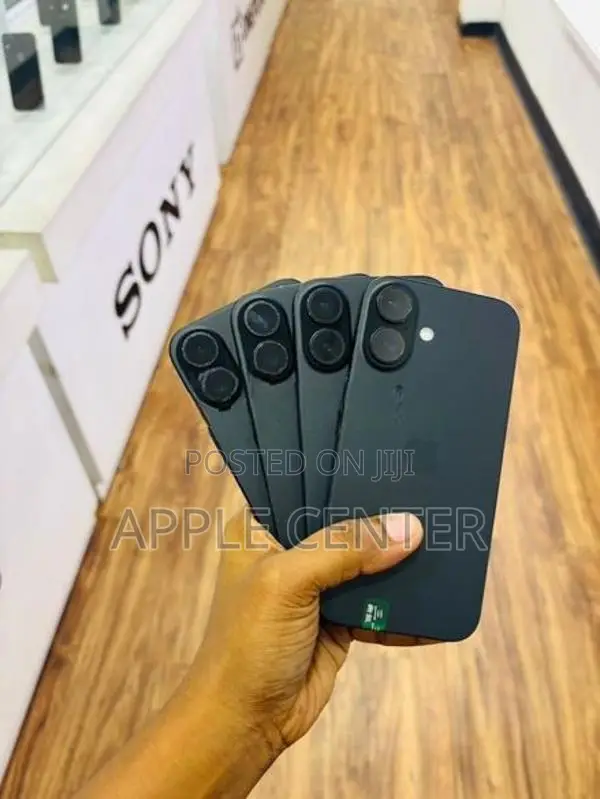 Apple iPhone 16 (Used)