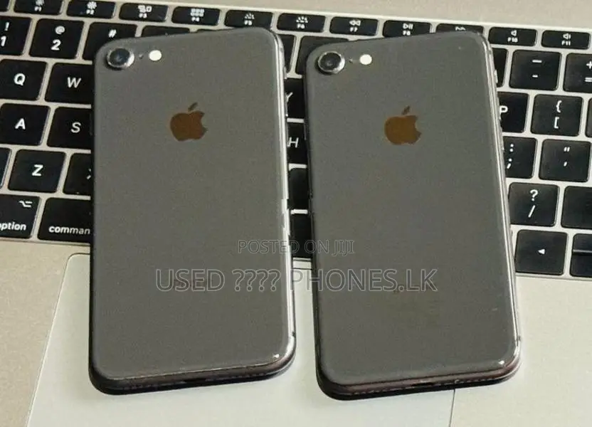 Apple iPhone 8 64GB (Used)