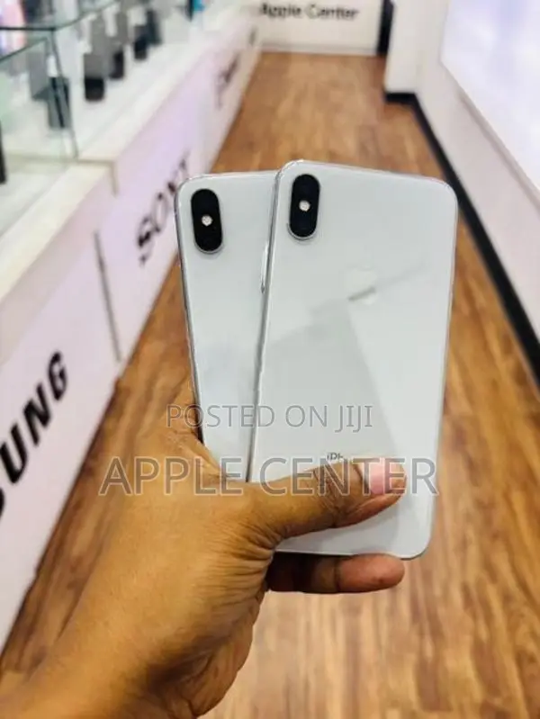Apple iPhone X (Used)