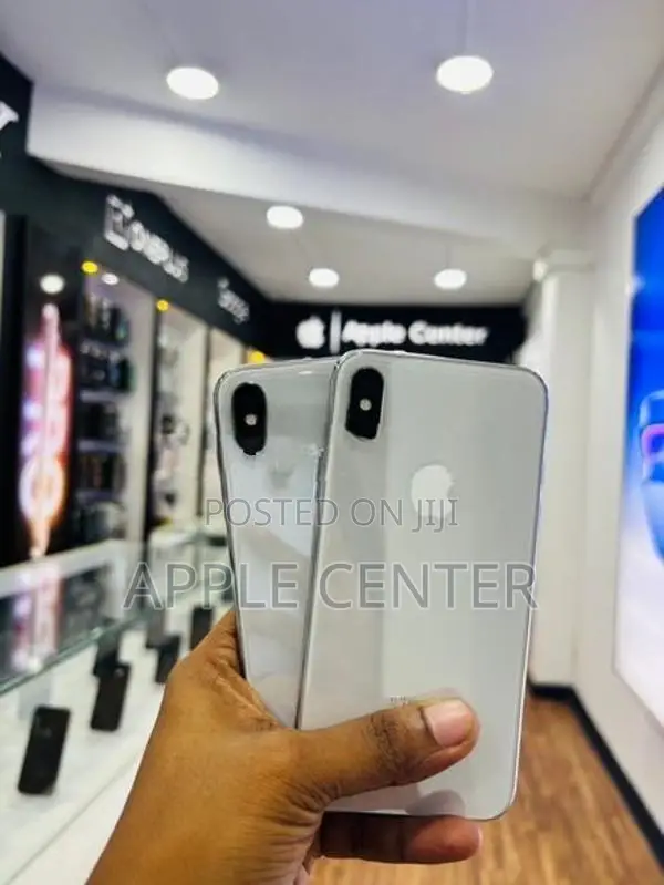 Apple iPhone X (Used)