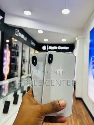 Apple iPhone X (Used)