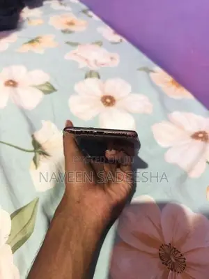 Apple iPhone XS Max (Used)