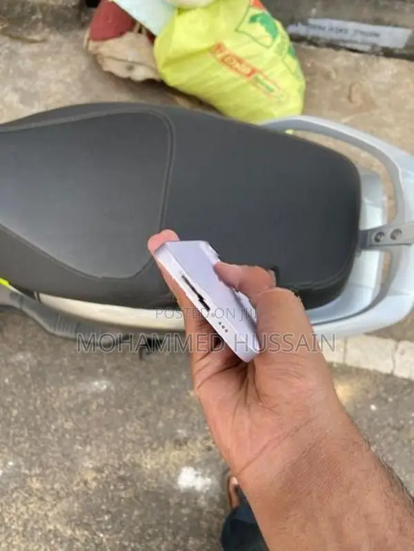 Apple iPhone 14 (Used)